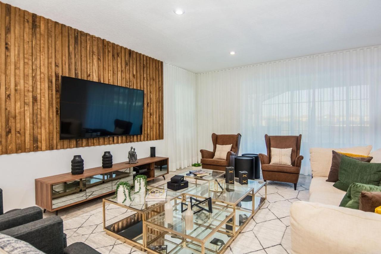 Brand New 9 Bedrooms House With Private Pool, Star Wars Game Room, Theme Rooms And Lake View Sa2145 Kissimmee Dış mekan fotoğraf